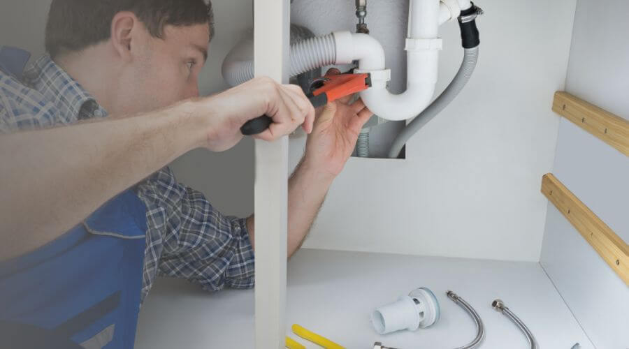 Expert burst pipe repair services in Daisy, GA